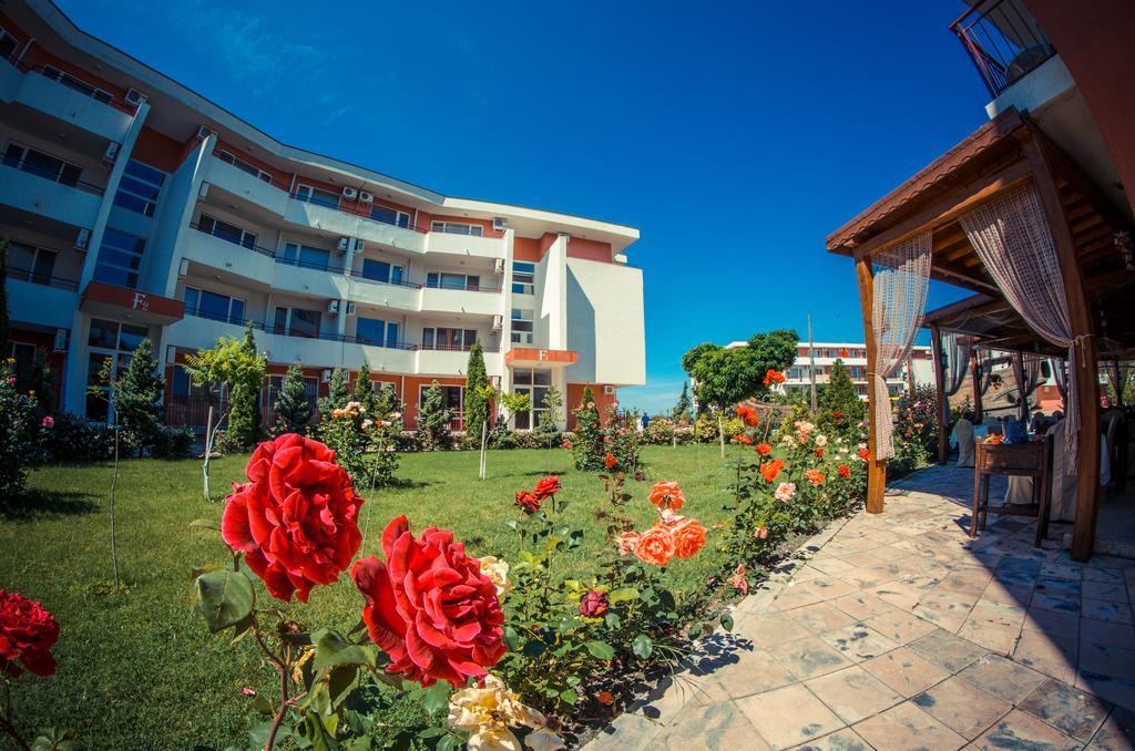 Privillege Fort Noks Beach Apartments 엘레니테 외부 사진