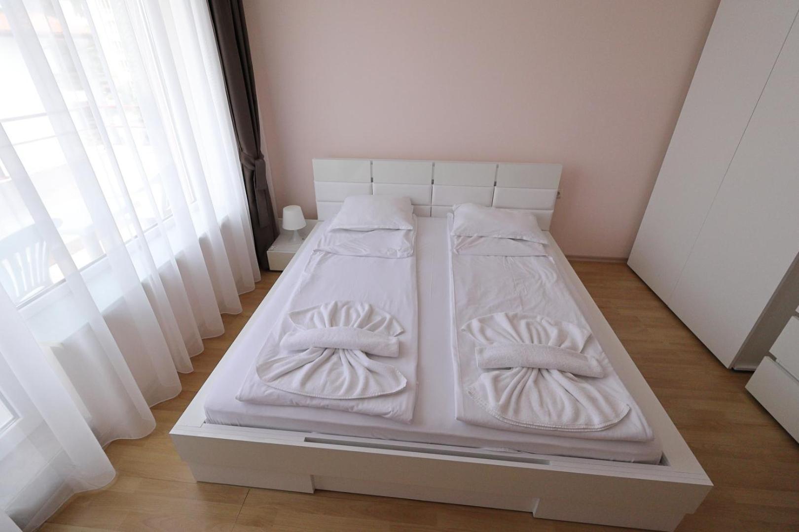 Privillege Fort Noks Beach Apartments 엘레니테 외부 사진