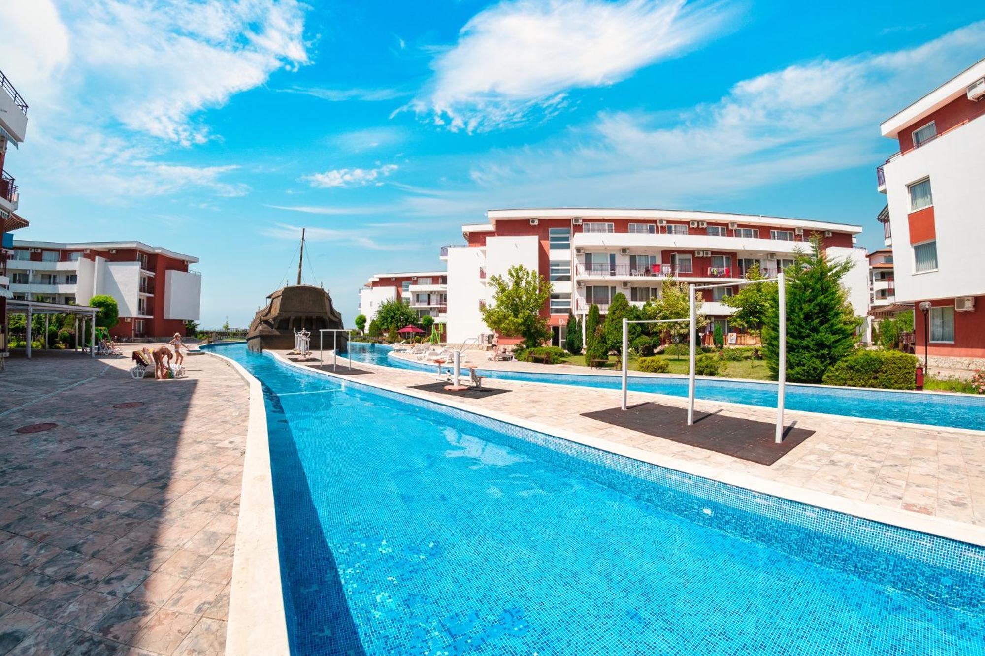 Privillege Fort Noks Beach Apartments 엘레니테 외부 사진