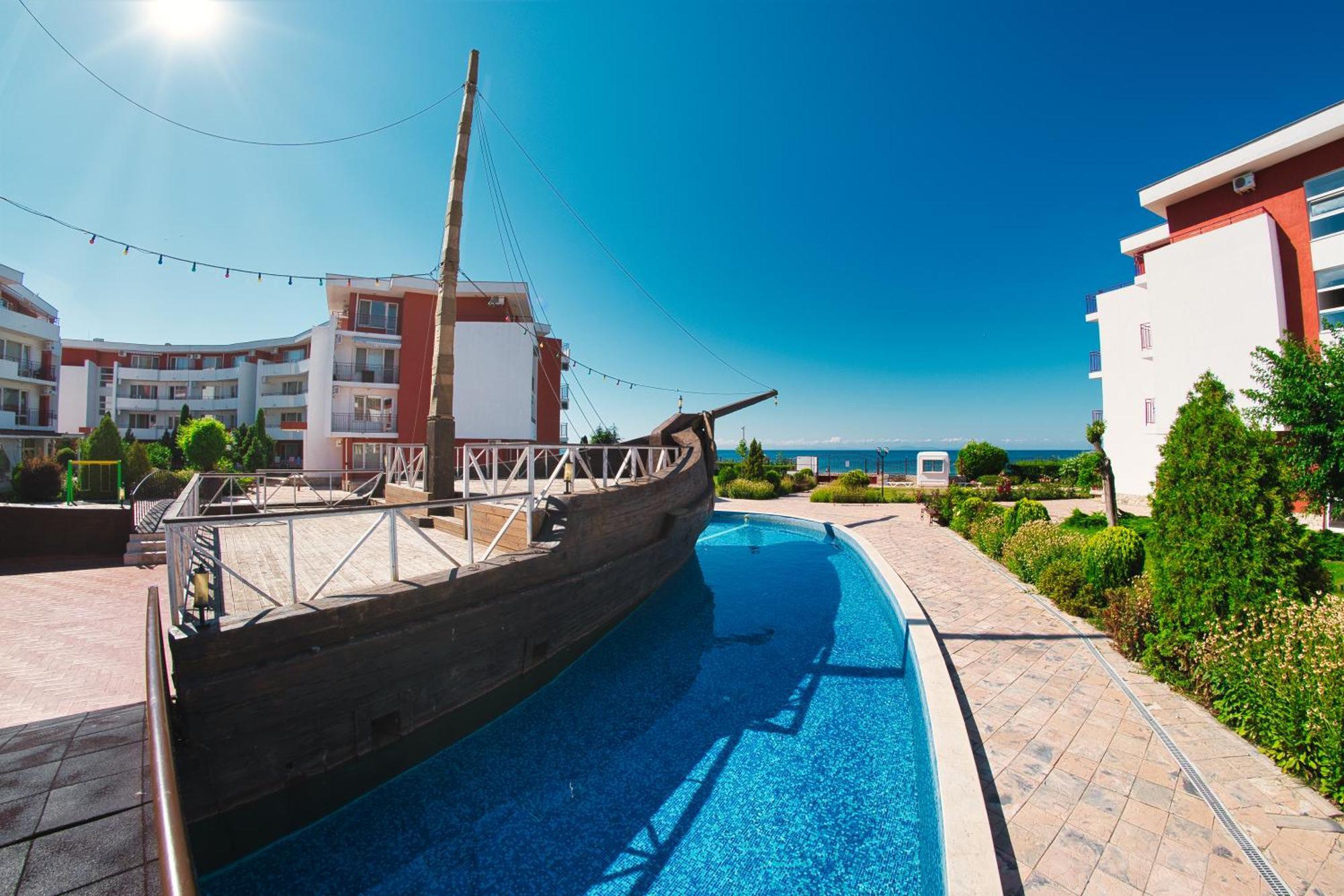 Privillege Fort Noks Beach Apartments 엘레니테 외부 사진