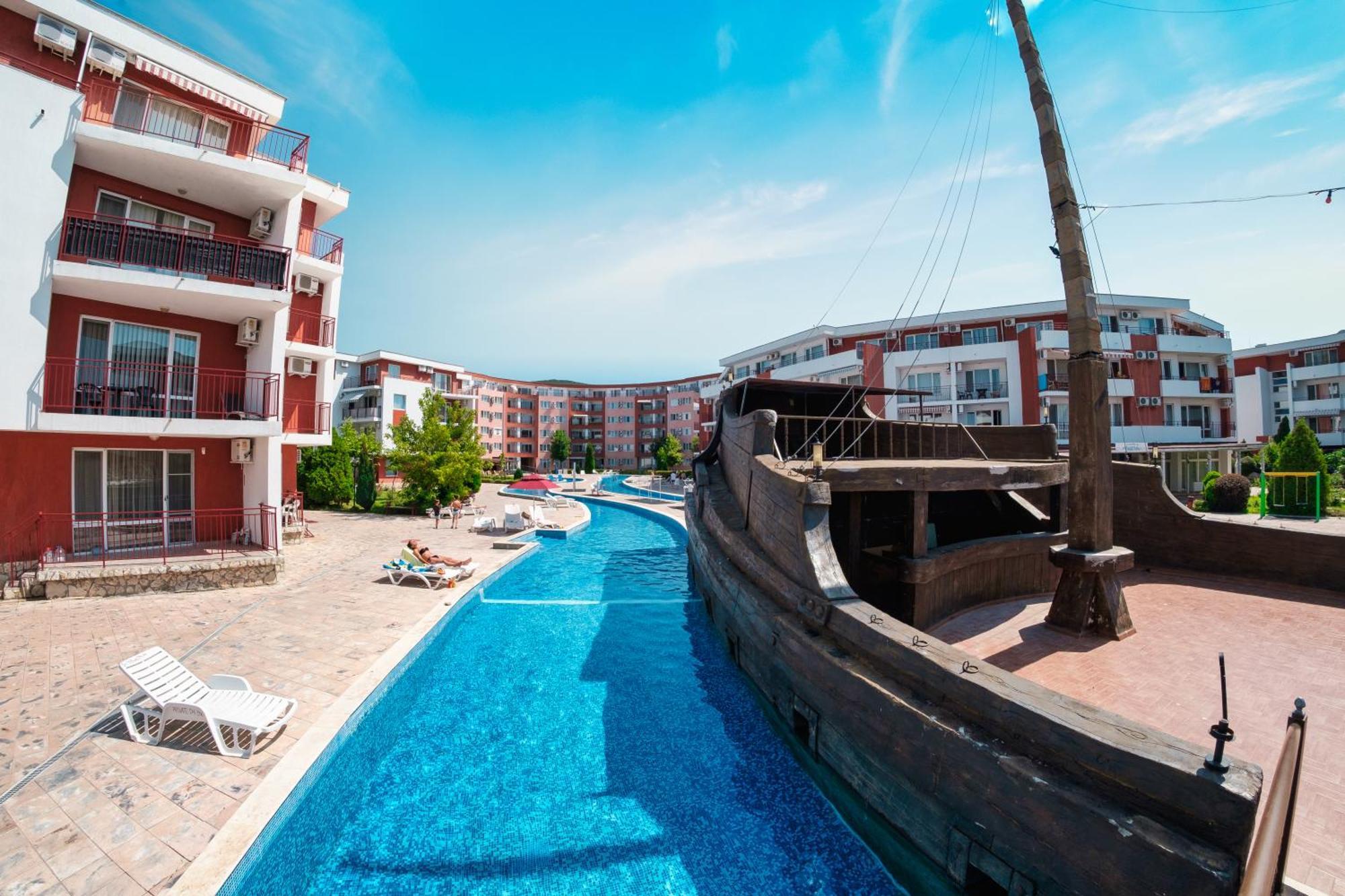 Privillege Fort Noks Beach Apartments 엘레니테 외부 사진