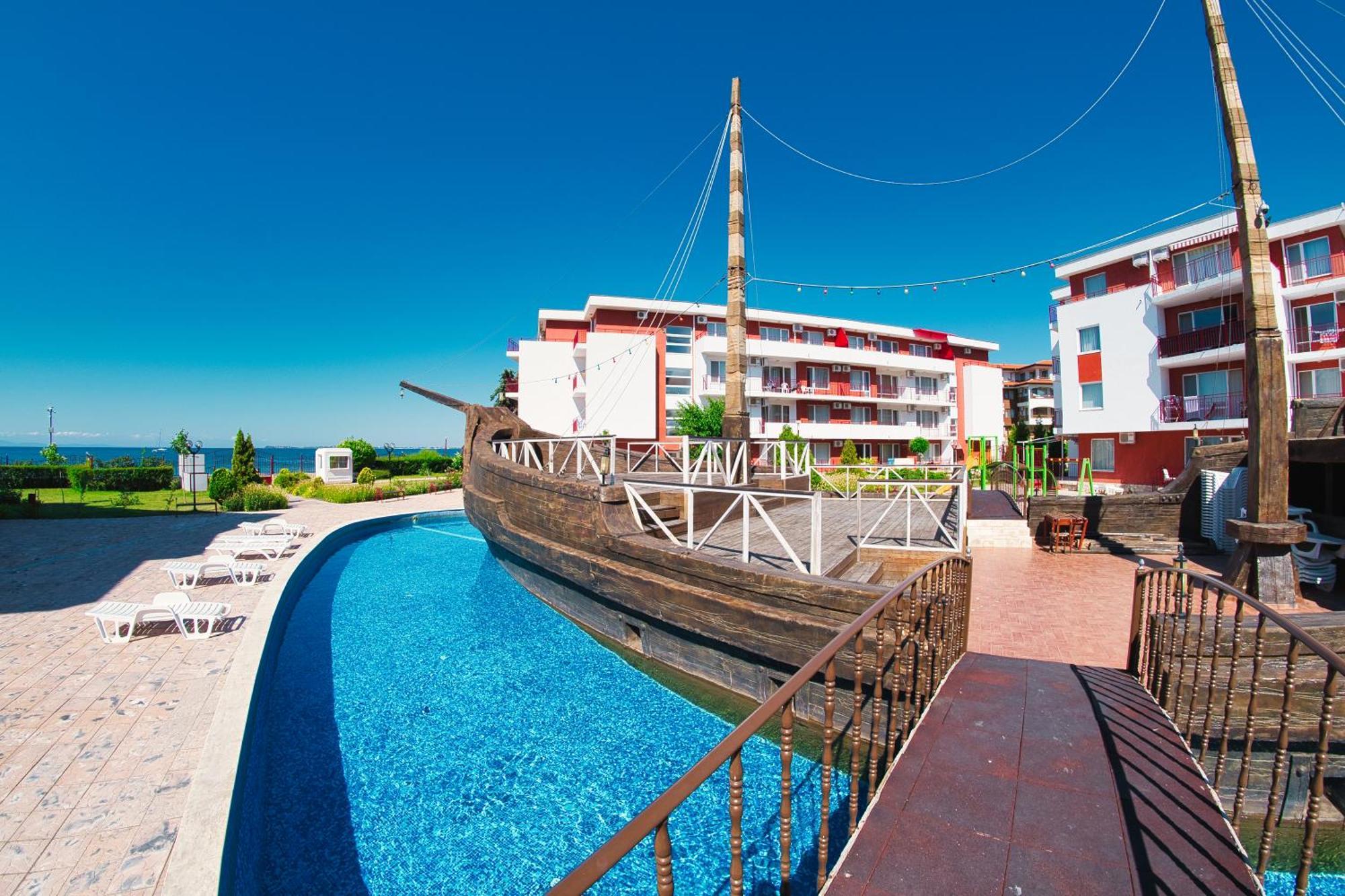 Privillege Fort Noks Beach Apartments 엘레니테 외부 사진